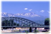旭橋と大雪山